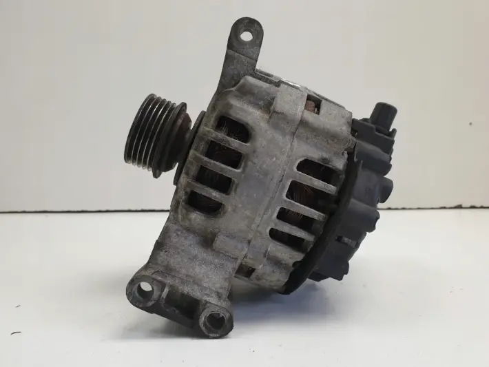 Mercedes W169 1.7 8V ALTERNATOR A2661540802 90A