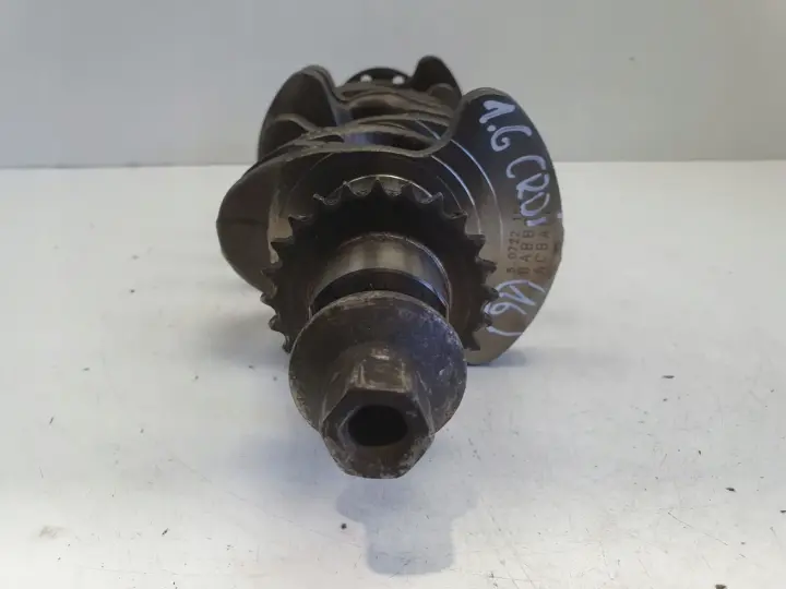 Kia Ceed 1.6 CRDI WAŁ KORBOWY