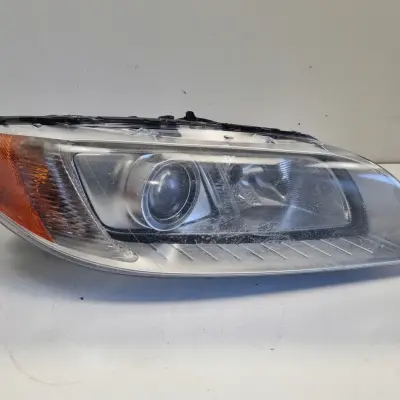 Volvo S80 II V70 III XC70 II PRZEDNIA LAMPA PRAWA PRAWY PRZÓD europa