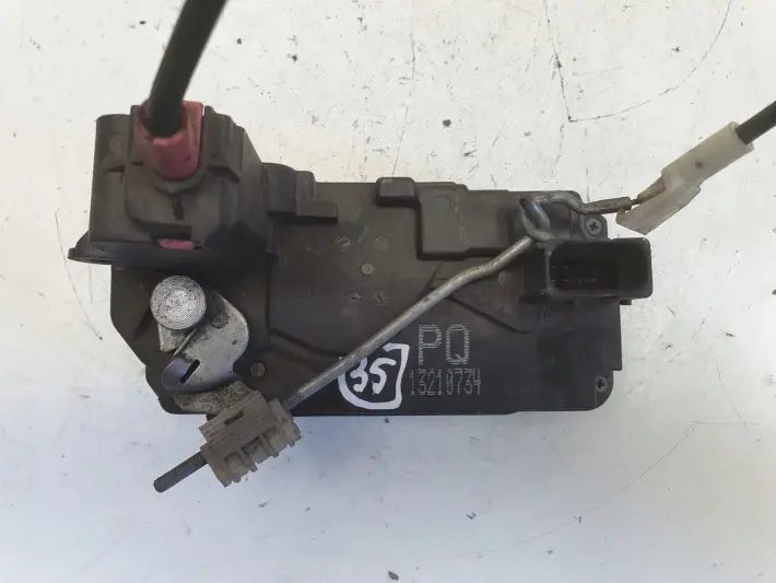 Opel Corsa D ZAMEK DRZWI lewy przód Kierowcy 13258277 EL