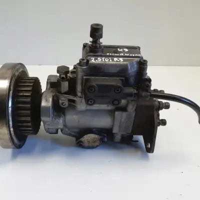 Audi A6 C4 2.5 TDI POMPA WTRYSKOWA paliwa 0460415998