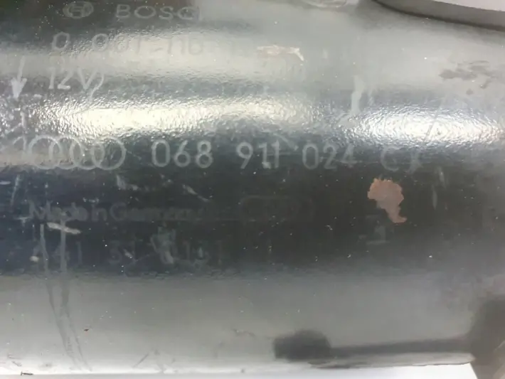 Audi A4 B5 1.9 TDI ROZRUSZNIK 068911024C bosch