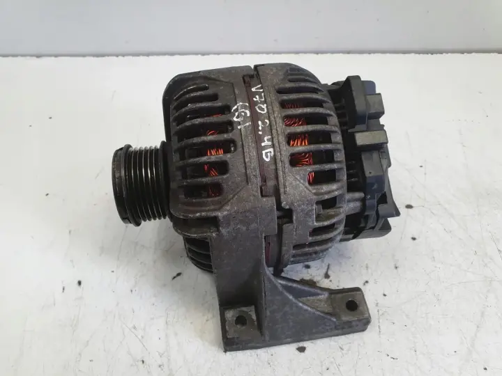 Volvo V70 2.4 B ALTERNATOR Bosch 9459077 0124515019