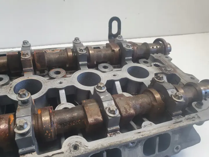 Opel Zafira B Astra J 1.6 16V A16XER GŁOWICA CYLINDRÓW 55559340
