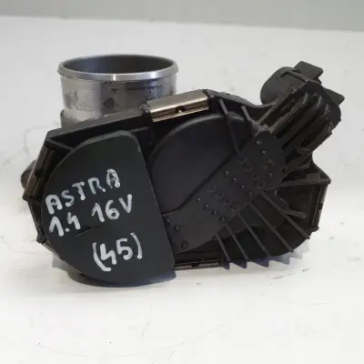 Opel Astra III H 1.4 16V PRZEPUSTNICA 55562270