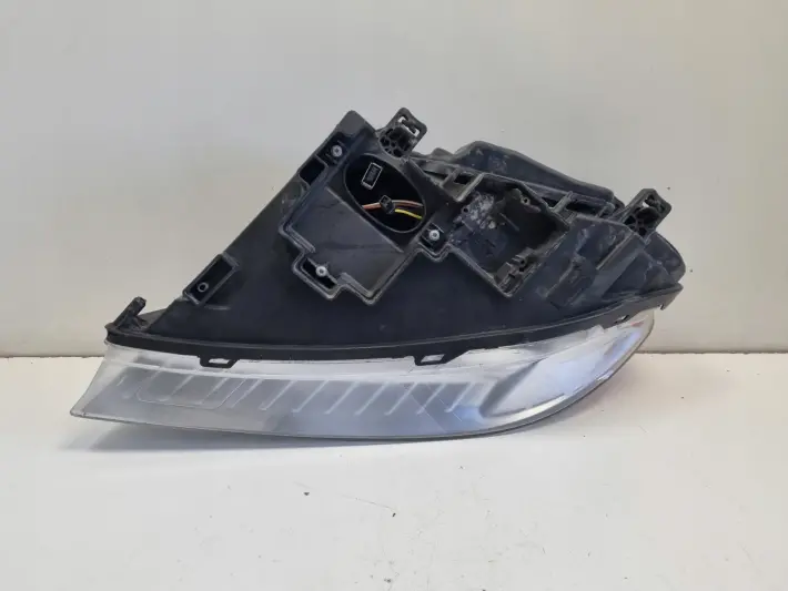Volvo S80 II V70 III XC70 II PRZEDNIA LAMPA PRAWA PRAWY PRZÓD 31214348