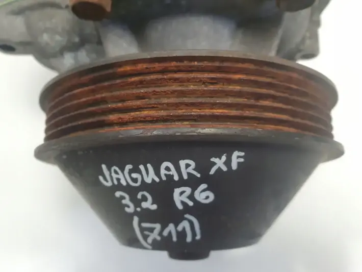 Jaguar XJ IV V 3.2 R6 POMPA WODY EBC11072CB