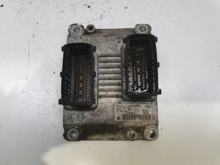 Opel Corsa C 1.2 16V STEROWNIK SILNIKA komputer 0261207962