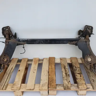 Skoda Roomster TYLNA BELKA ZAWIESZENIA TYŁ OŚ