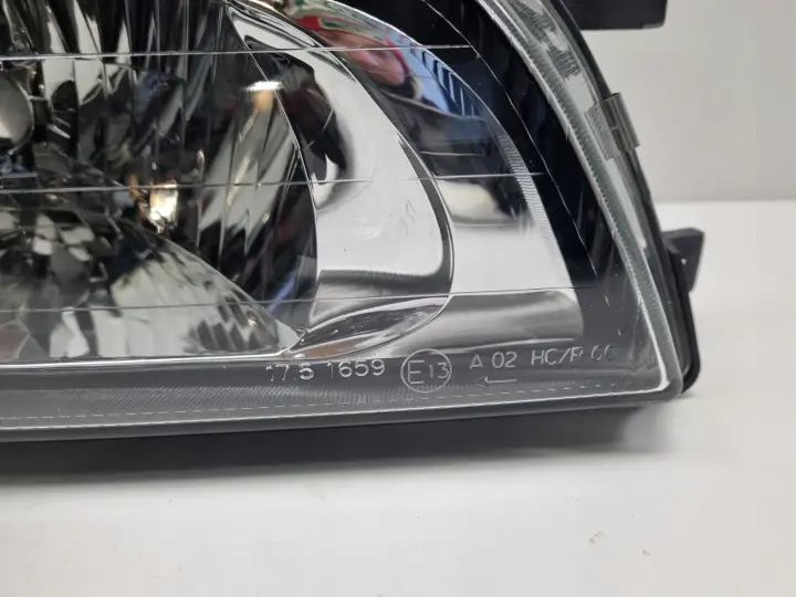 Nissan Almera N15 LIFT PRZEDNIA LAMPA PRAWA PRAWY PRZÓD nowa euro 215-1178