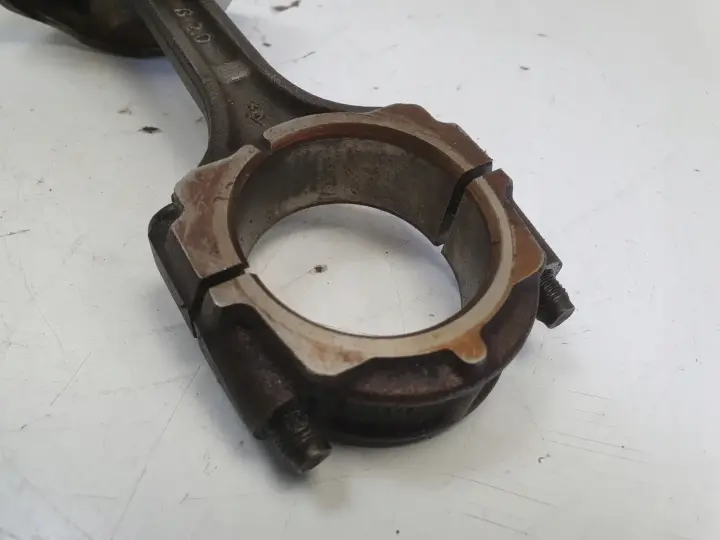 Kia Sportage II 2.0 16V TŁOK korbowód G4GC 141KM