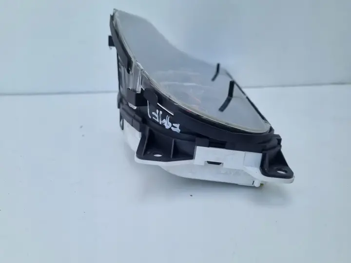 Volvo S60 I V70 II 2.5 T LICZNIK ZEGARY 30682272 Europa benzyna