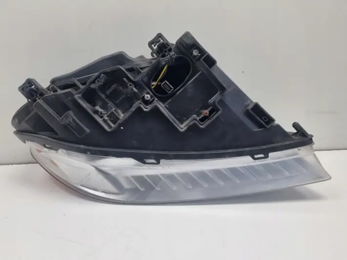 Volvo S80 II V70 III XC70 PRZEDNIA LAMPA LEWA LEWY PRZÓD XENON 31214347
