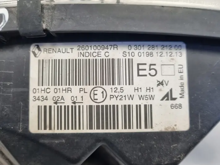 Renault Captur I 13-19r PRZEDNIA LAMPA PRAWA PRAWY PRZÓD europa 260100947R