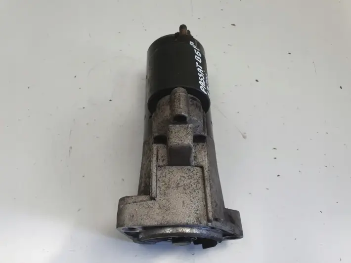VW Passat B5 1.9 TDI ROZRUSZNIK 068911024H bosch
