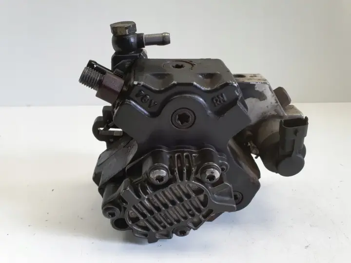 Honda Civic VIII 2.2 iCTDI POMPA WTRYSKOWA paliwa 0445010141