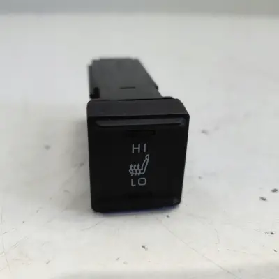 Toyota Corolla E21 PRZYCISK GRZANIA FOTELA Przełącznik 191962