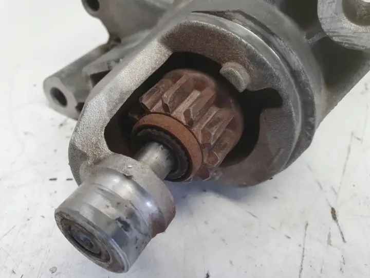 Audi A6 C7 2.0 TDI ROZRUSZNIK denso 04L911024 MS438000-0980