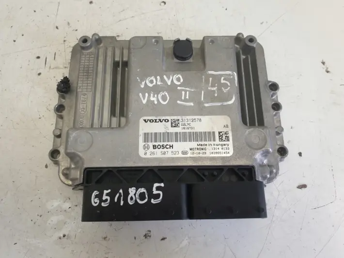 Volvo S60 II 1.6 T2 STEROWNIK SILNIKA 0261S07523