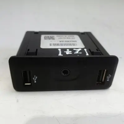 Renault Megane IV GNIAZDA AUX USB Moduł 280230016R