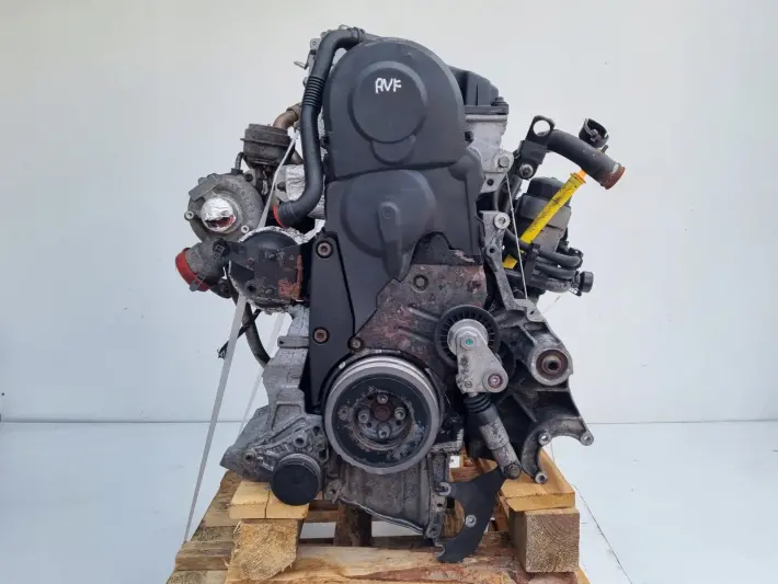 SILNIK KOMPLET Audi A4 B6 1.9 TDI 130KM AVF
