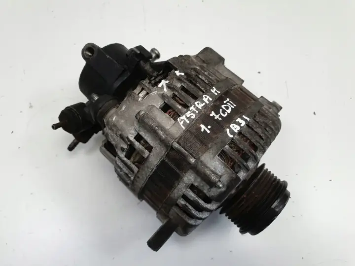 Opel Astra III H 1.7 CDTI ALTERNATOR pompa vacum