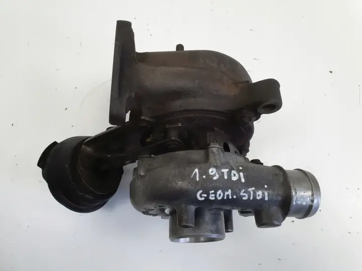 Audi A4 B7 1.9 TDI TURBOSPRĘŻARKA turbo 028145702H 115KM