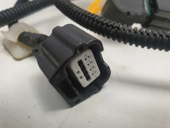 Duster I lift WIĄZKA CZUJNIKÓW PARKOWANIA Czujnik