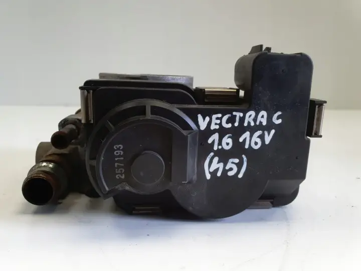 Opel Astra III H 1.6 16V PRZEPUSTNICA 055352858