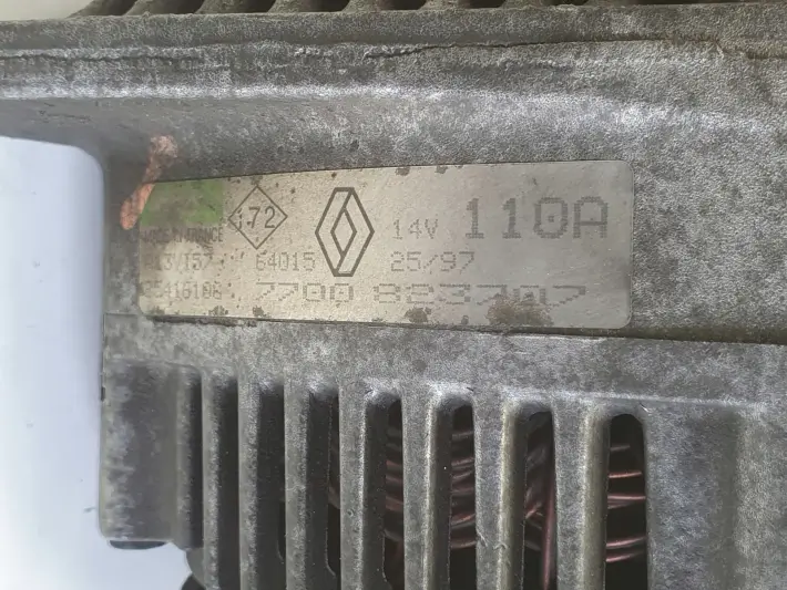 Volvo S40 V40 1.9 D TD ALTERNATOR 7700823707 valeo 110A