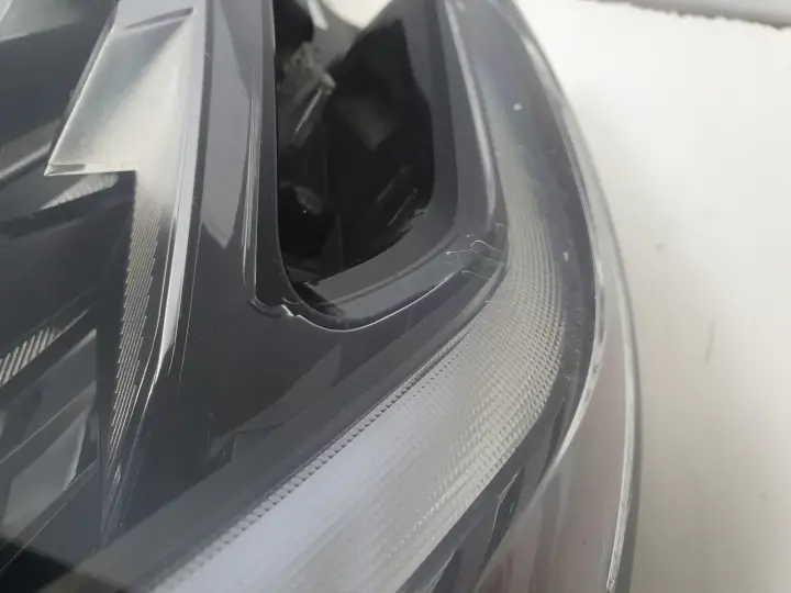 Renault Clio V PRZEDNIA LAMPA PRAWA PRAWY PRZÓD FULL LED europa 260107933R