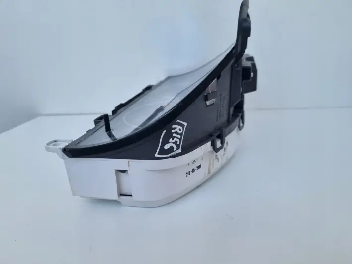 Volvo S80 II V70 III XC70 II 2.0 16V LICZNIK ZEGARY Europa 30786622AB