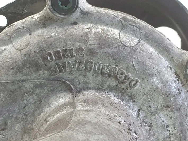 Mini One R50 R53 1.6 16V POMPA WODY 04693095AB