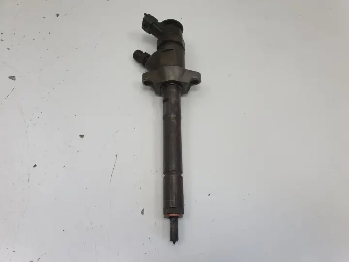 Peugeot Partner II 1.6 HDI WTRYSKIWACZ 0445110311