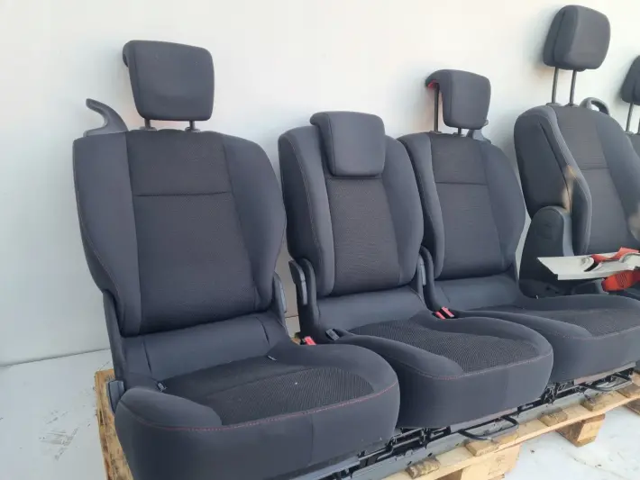 Renault Scenic II Conquest FOTEL FOTELE KOMPLET FOTELI europa