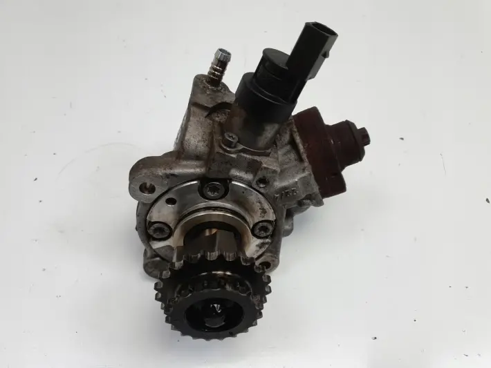 BMW E87 E90 E91 2.0 D N47 POMPA WTRYSKOWA paliwa 0445010506