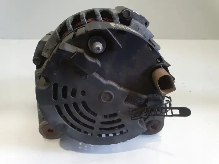 VW Passat B5 FL 1.9 TDI ALTERNATOR 028903029R valeo