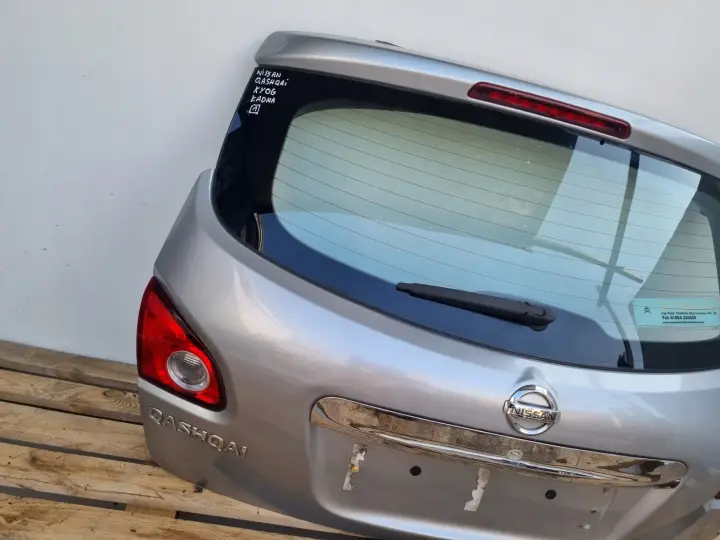 Nissan Qashqai J10 TYLNA TYLNIA KLAPA BAGAŻNIKA TYŁ KY0G KYOG KYO KY0