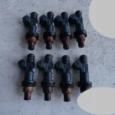 Jaguar XJ XJ8 4.0 V8 WTRYSKIWACZ WTRYSK XR82-AD