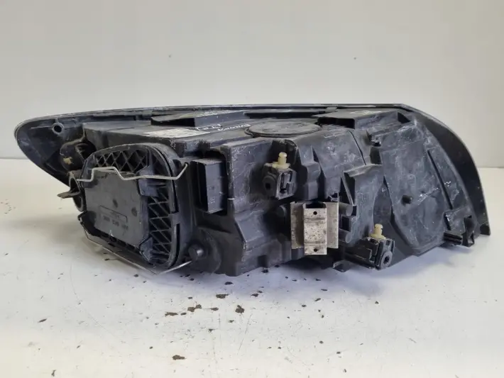 Volvo S40 II V50 LIFT PRZEDNIA LAMPA LEWA lewy przód 31265694 ZWYKŁA ŁADNA