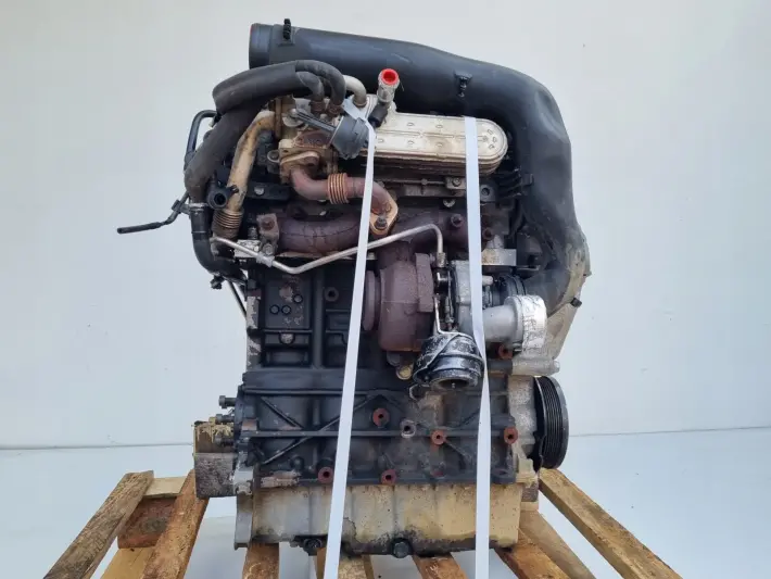 SILNIK KOMPLET Audi A3 II 8P 2.0 TDI 140KM BKD
