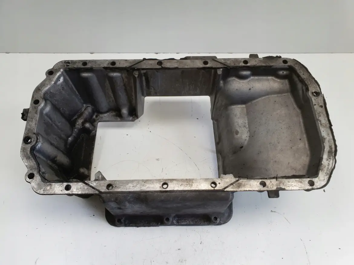 Peugeot Expert II 1.6 HDI MISKA OLEJOWA oleju 9657811880