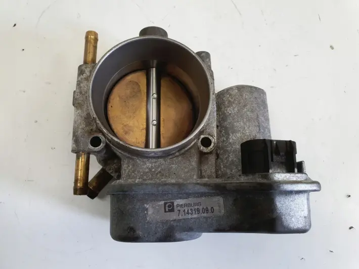 Opel Vectra C 1.8 16V PRZEPUSTNICA 09128518
