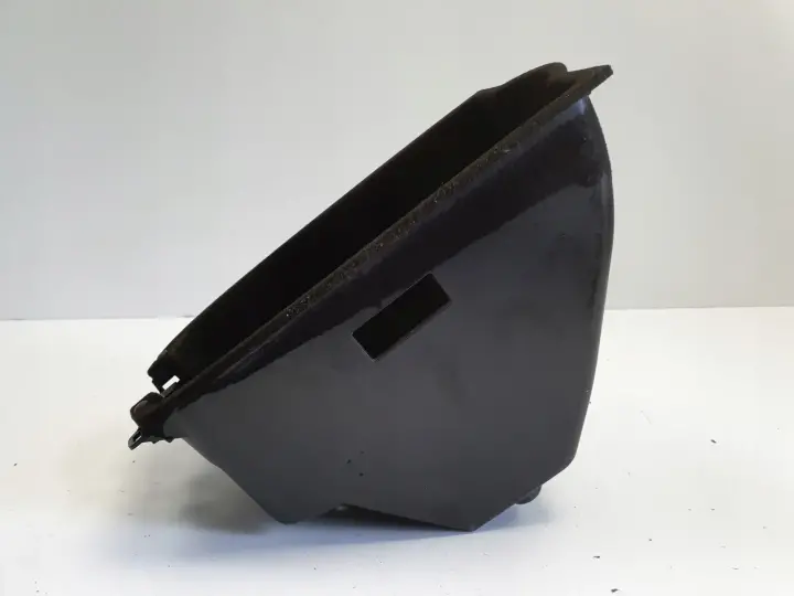 Mercedes ML W164 WKŁAD SCHOWKA A1646800110