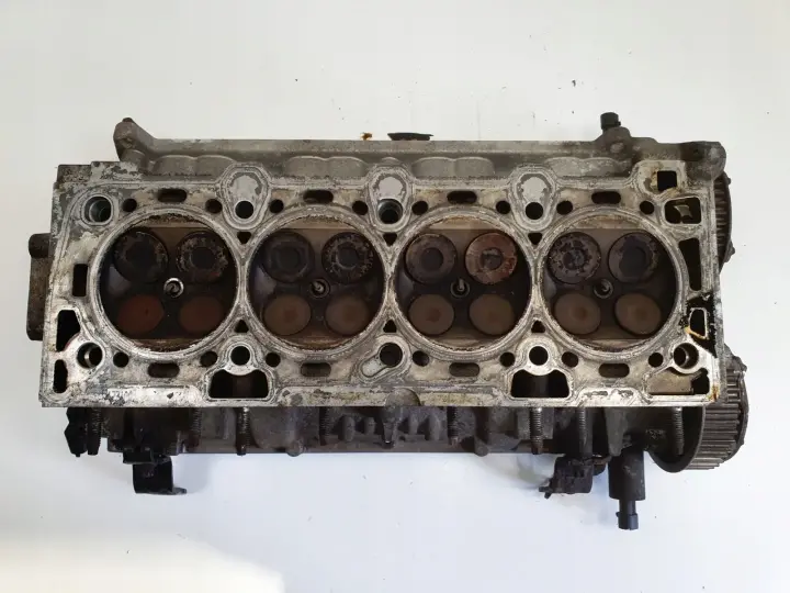 Opel Zafira B Astra J 1.6 16V A16XER GŁOWICA CYLINDRÓW 55559340