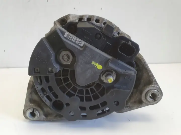 Opel Vectra C 1.9 CDTI ALTERNATOR bosch 0124425097
