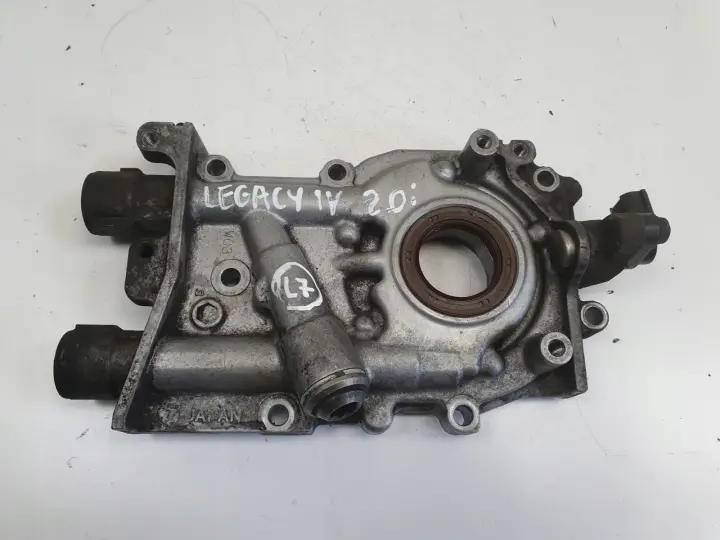 Subaru Legacy IV 2.0 B POMPOA OLEJU olejowa
