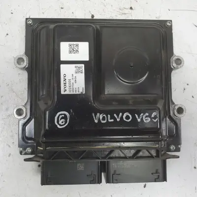 Volvo V60 II 2.0 D4 STEROWNIK SILNIKA komputer 32242005