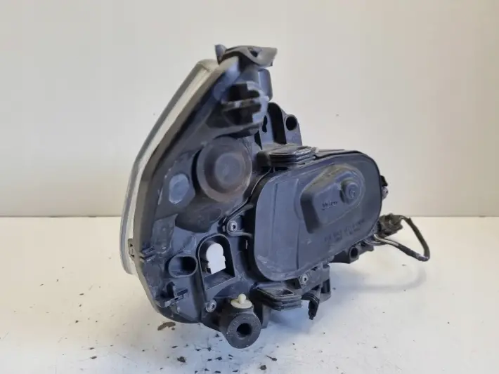 Volvo V60 S60 II PRZEDNIA LAMPA LEWA lewy przód XENON KOMPLET 31299990