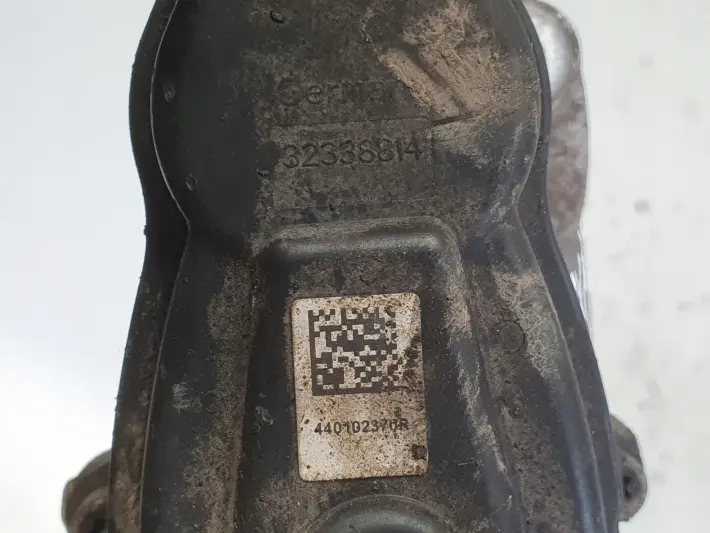 Renault Megane IV TYLNY ZACISK HAMULCOWY lewy tył 440102370R